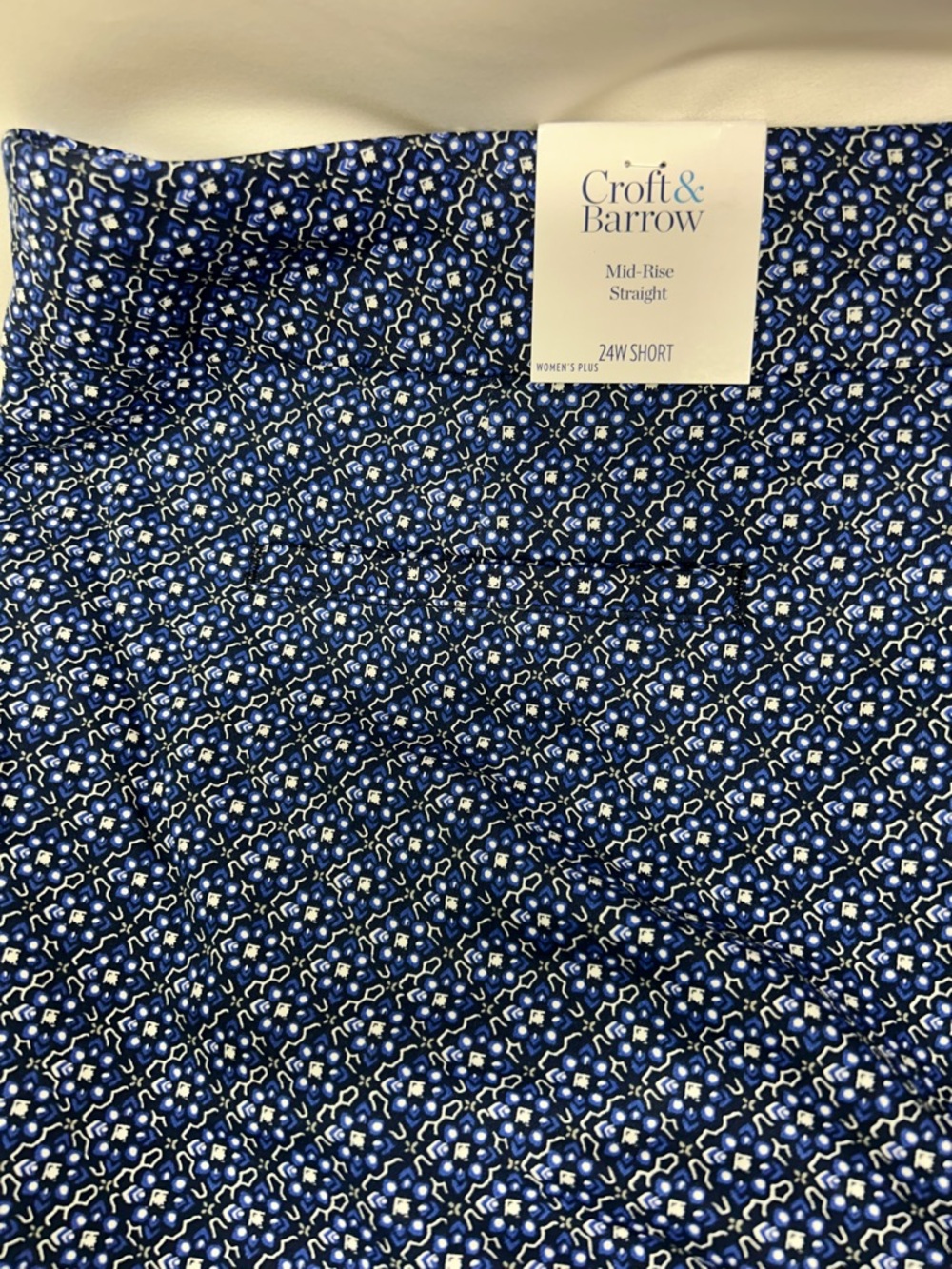 croft & barrow Blue & White Tile Patterned Straight Leg Pants Size 24W Short - Picture 4 of 12